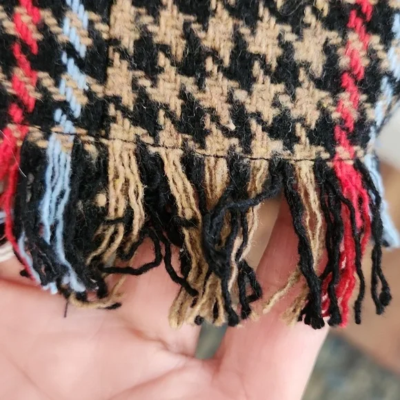HYFVE Plaid Fringe Hem Mini Skirt - Picture 5 of 8
